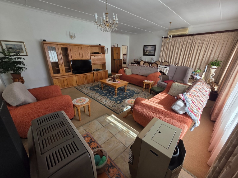4 Bedroom Property for Sale in Dan Pienaar Free State